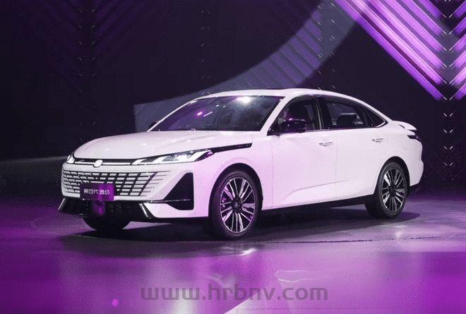 一箱油跑1000公里 长安第四代逸动限时7.29万元起